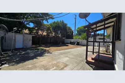 393 Beemer Ave, Sunnyvale, CA 94086 - Photo 4