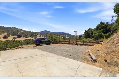 16955 Uvas Rd, Morgan Hill, CA 95037 - Photo 60