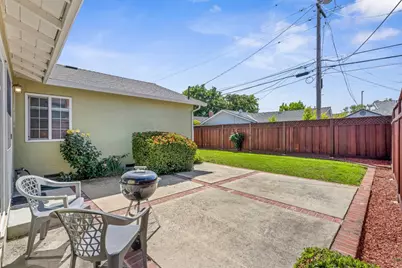 1832 Calistoga Dr, San Jose, CA 95124 - Photo 30
