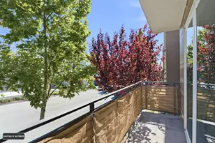 132 Llano de los Robles Ave, San Jose, CA 95136 - Photo 4