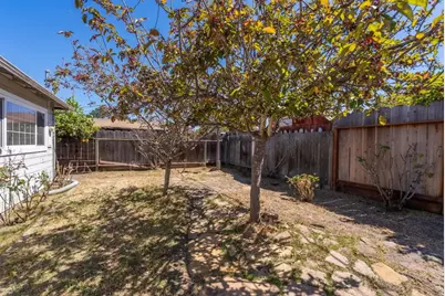 208 Angelus Dr, Salinas, CA 93906 - Photo 30