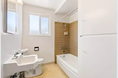 208 Angelus Dr, Salinas, CA 93906 - Photo 20