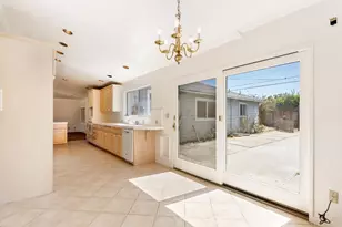 208 Angelus Dr, Salinas, CA 93906 - Photo 16