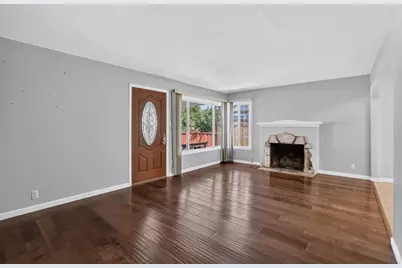 135 N Claremont Ave, San Jose, CA 95127 - Photo 4