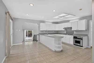 135 N Claremont Ave, San Jose, CA 95127 - Photo 12