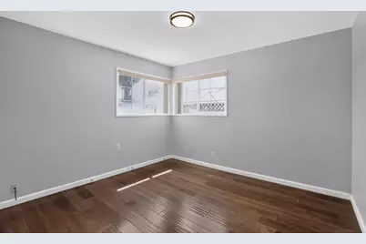 135 N Claremont Ave, San Jose, CA 95127 - Photo 20
