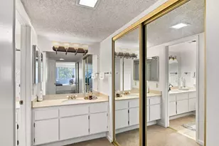 225 Prague Dr, San Jose, CA 95119 - Photo 18
