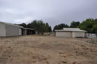 1900 Riedel Ct, San Martin, CA 95046 - Photo 18
