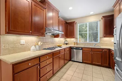 5300 Fioli Loop, San Ramon, CA 94582 - Photo 6