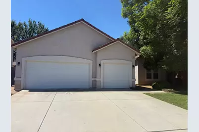 2672 Wrenwood Ave, Clovis, CA 93611 - Photo 2
