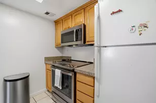 55 Massolo Dr H, Pleasant Hill, CA 94523 - Photo 10