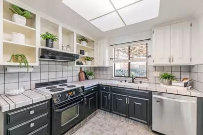 5264 Cribari, San Jose, CA 95135 - Photo 18