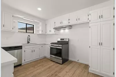 18 Hawthorne Ave, Watsonville, CA 95076 - Photo 10