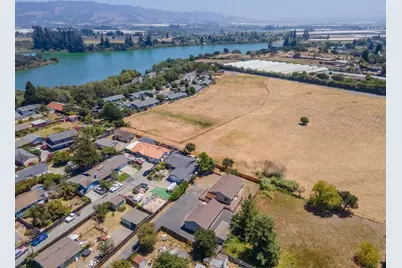 18 Hawthorne Ave, Watsonville, CA 95076 - Photo 28