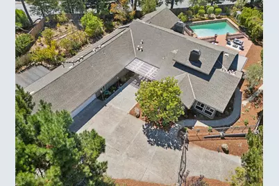 35 Silk Tree Pl, Hillsborough, CA 94010 - Photo 74