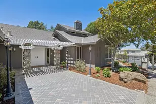 35 Silk Tree Pl, Hillsborough, CA 94010 - Photo 8