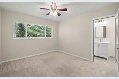 20 Robin Way, San Carlos, CA 94070 - Photo 14