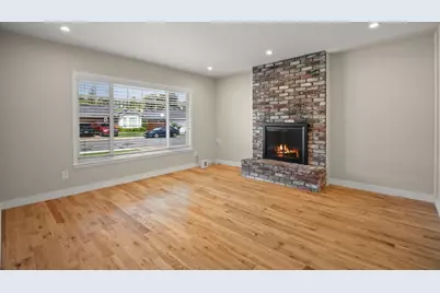 20 Robin Way, San Carlos, CA 94070 - Photo 6
