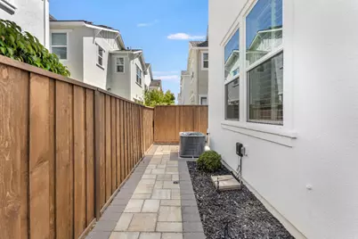 8459 Peninsula Way, Newark, CA 94560 - Photo 44