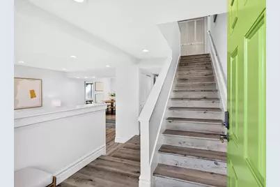 131 Ortega Ave, Mountain View, CA 94040 - Photo 2