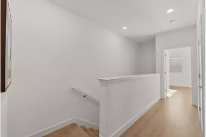 1065 Darwin Ter 3, Sunnyvale, CA 94085 - Photo 32