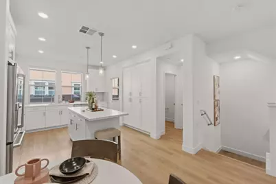 1065 Darwin Ter 3, Sunnyvale, CA 94085 - Photo 10