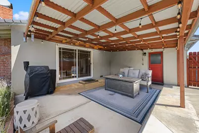 8437 Wayland Ln, Gilroy, CA 95020 - Photo 30
