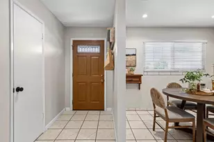 8437 Wayland Ln, Gilroy, CA 95020 - Photo 8