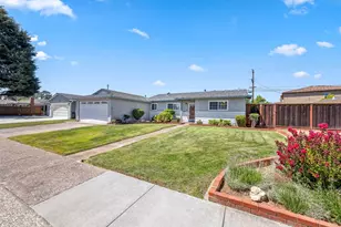 8437 Wayland Ln, Gilroy, CA 95020 - Photo 4