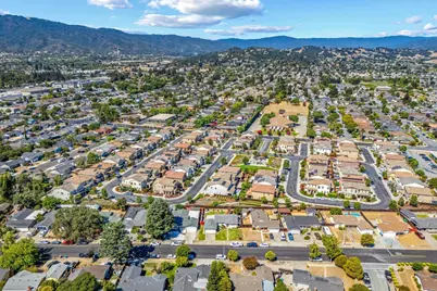 8437 Wayland Ln, Gilroy, CA 95020 - Photo 40