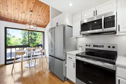 2341 Ticonderoga Dr, San Mateo, CA 94402 - Photo 24