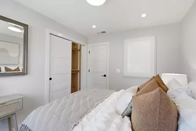 7102 Golden Gate Dr, San Jose, CA 95129 - Photo 18