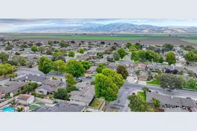 1167 Los Palos Dr, Salinas, CA 93901 - Photo 40