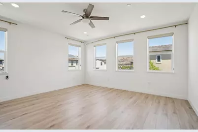 2752 Mirth Loop, San Jose, CA 95122 - Photo 16