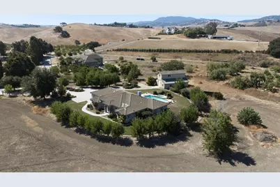 945 Union Rd, Hollister, CA 95023 - Photo 60