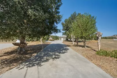 945 Union Rd, Hollister, CA 95023 - Photo 40