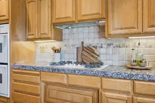 945 Union Rd, Hollister, CA 95023 - Photo 12