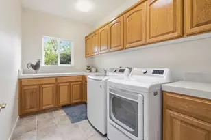 945 Union Rd, Hollister, CA 95023 - Photo 24