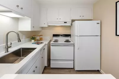1458 Hudson St 207, Redwood City, CA 94061 - Photo 10