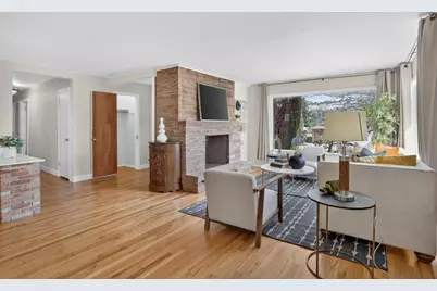 561 Davenport Dr, San Jose, CA 95127 - Photo 8