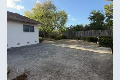 4 Christian Ct, Belmont, CA 94002 - Photo 16