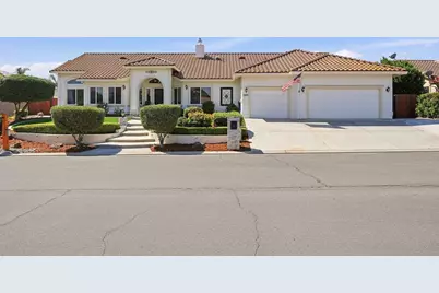 1490 Sonnys Way, Hollister, CA 95023 - Photo 2