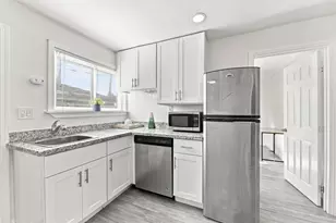 553 Laswell Ave, San Jose, CA 95128 - Photo 26