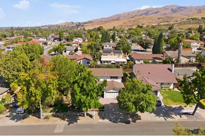 2073 Yosemite Dr, Milpitas, CA 95035 - Photo 68