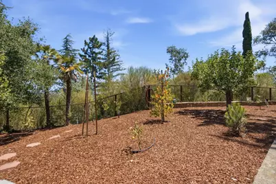 886 Heather Dr, San Carlos, CA 94070 - Photo 8