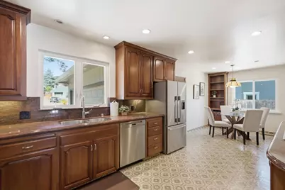 886 Heather Dr, San Carlos, CA 94070 - Photo 14