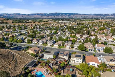 9520 Rancho Hills Dr, Gilroy, CA 95020 - Photo 50