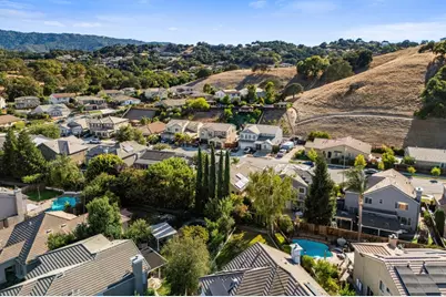 9520 Rancho Hills Dr, Gilroy, CA 95020 - Photo 48