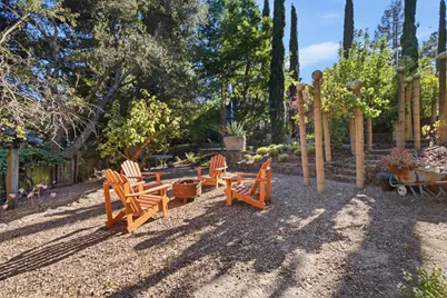 133 Russell Ave, Portola Valley, CA 94028 - Photo 38