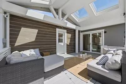 300 De Anza Ave, San Carlos, CA 94070 - Photo 2